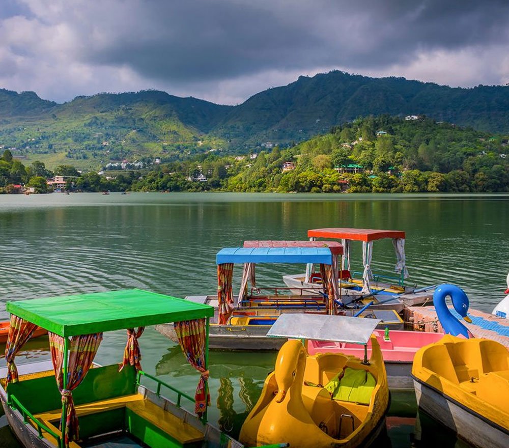 Naukuchiatal Lake Hotels