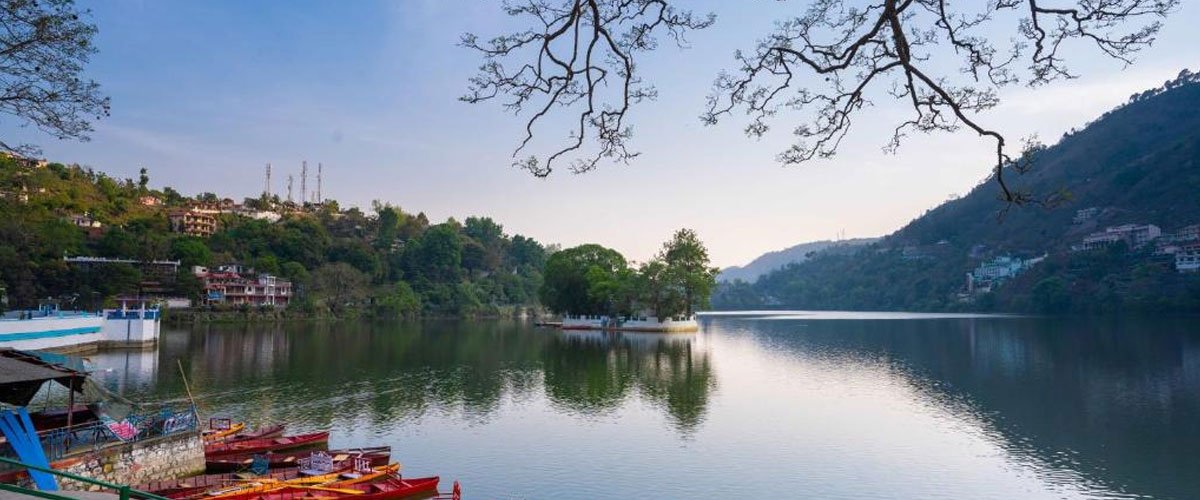 Hotels in Bhimtal Near Lake