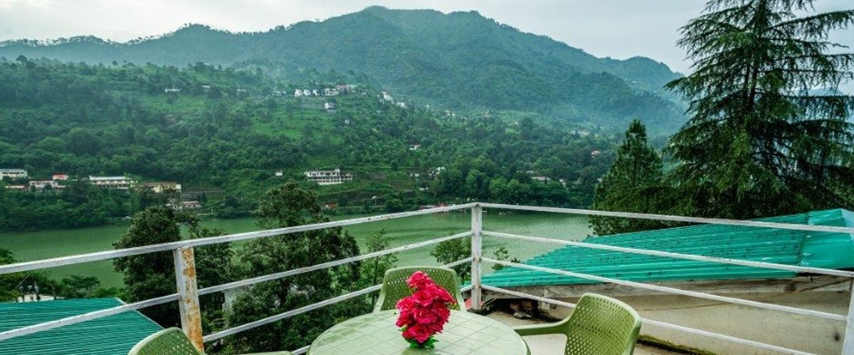 Lake View Hotel in Bhimtal
