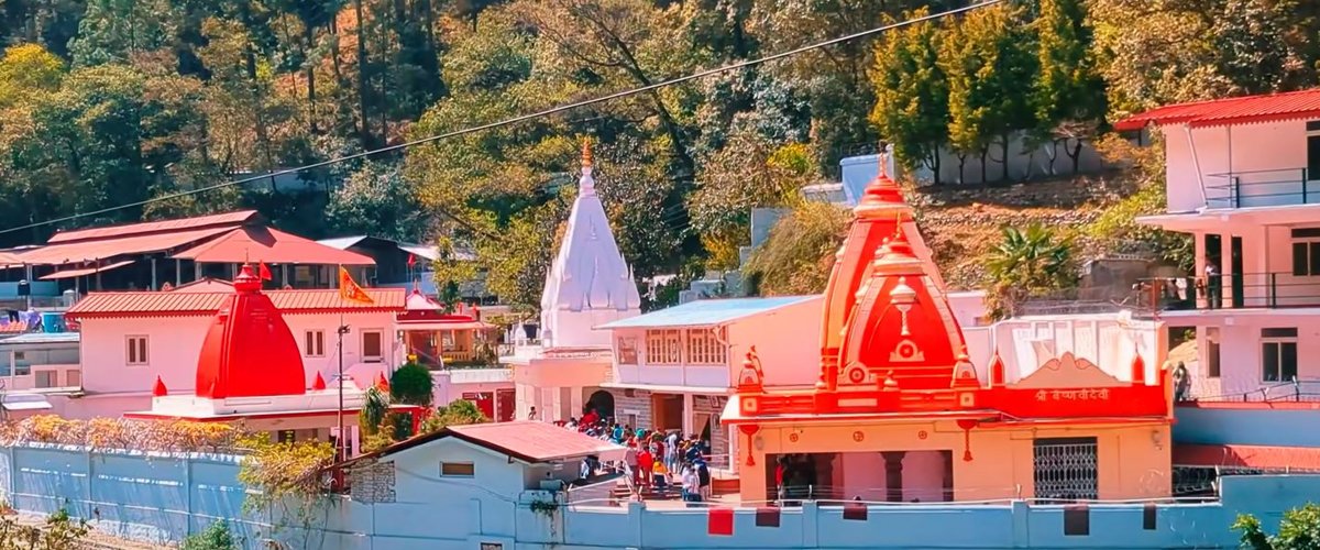 Hotels Near Kainchi Dham Off Season