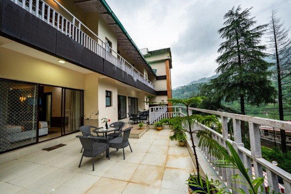 Best lake view resort in Bhimtal with lush green surroundings